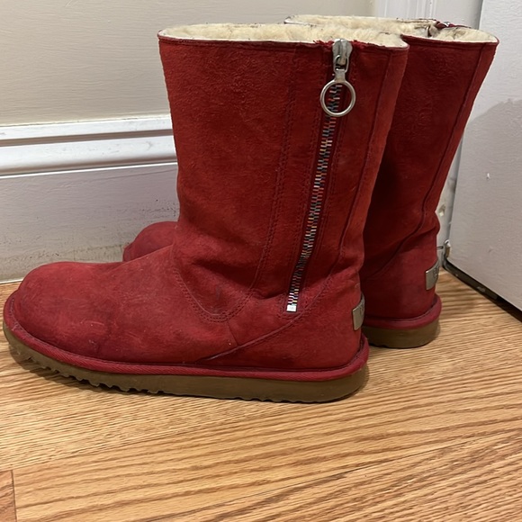Red Ugg Boots - Picture 2 of 6